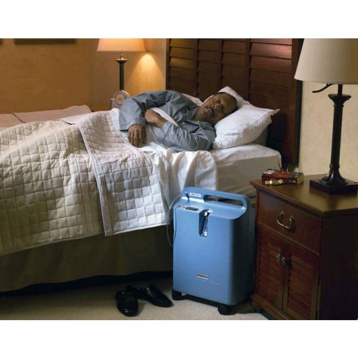 Philips Respironics Everflo Oxygen Concentrator On Rent @3500/- - Image 5